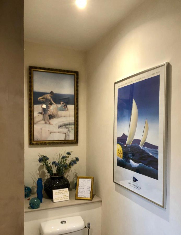 Longo Mai Bed & Breakfast ซิญองส์-ลาเกสกาด ภายนอก รูปภาพ